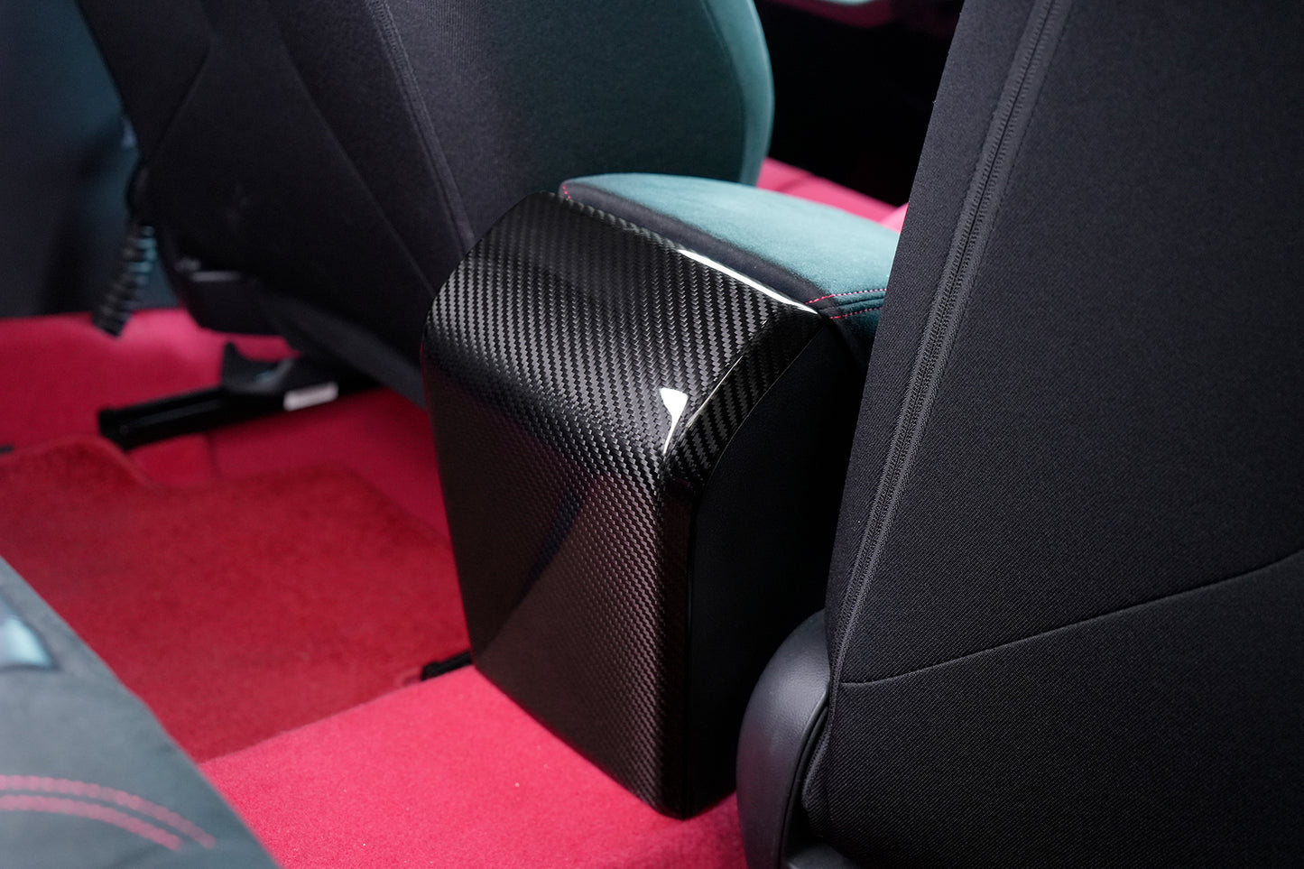 Dry Carbon Fiber Center Console Armrest Rear Kick Protection Panel for Honda Civic Type R 2023-2026