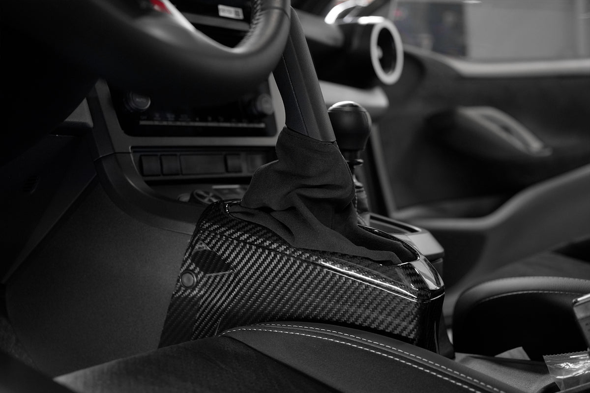 Dry Carbon Fiber Handbrake and Shift Boot Cover Kit Trim for Toyota GR Yaris Hatchback 2025 2026, Replacement